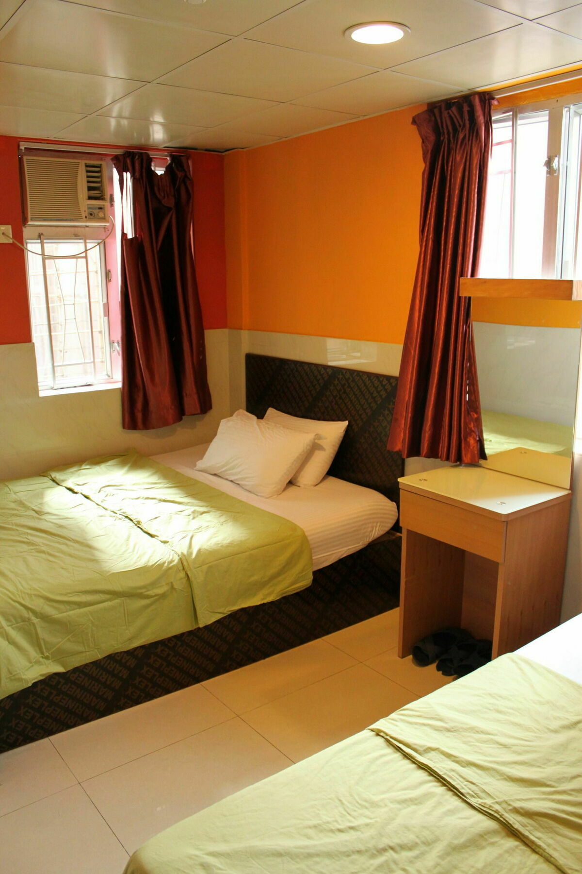 Comfort Hostel Гонконг Экстерьер фото